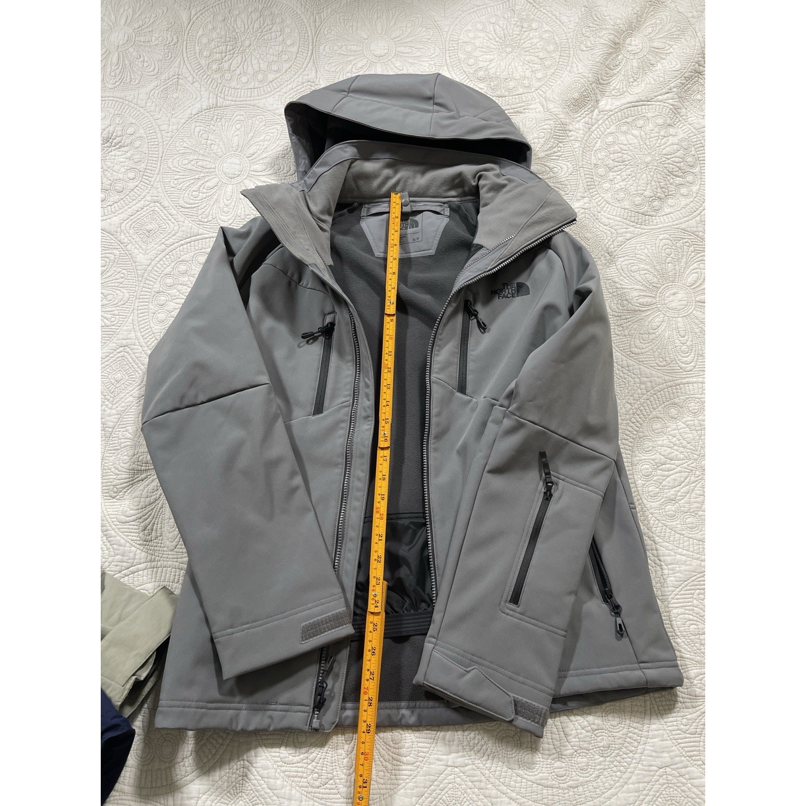 The North Face Men’s Softshell Hooded Jacket Gray Fleece Lined Size Small